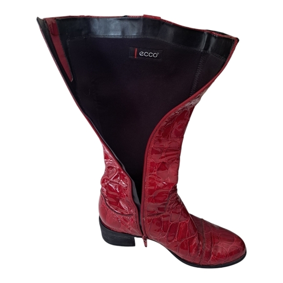 Ecco Burgundy Croc-Embossed Heeled Boots - Picture 9 of 13